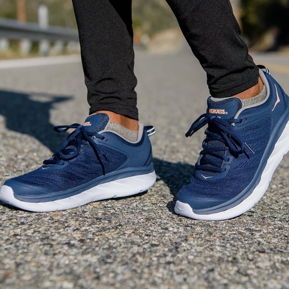 Hoka One One Shoes - Hoka One one Akasa Navy Sneakers size 7 1/2
